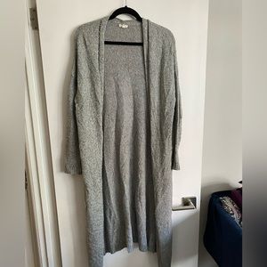 Grey duster sweater with pockets
